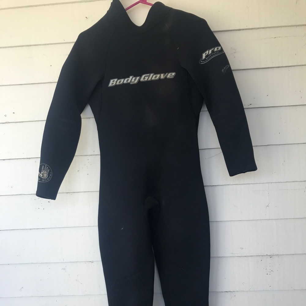 Men's small California wetsuit.